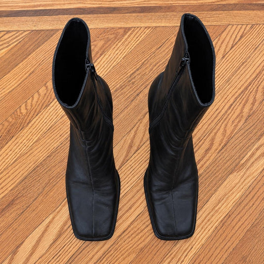 1990s Square Toe Boots