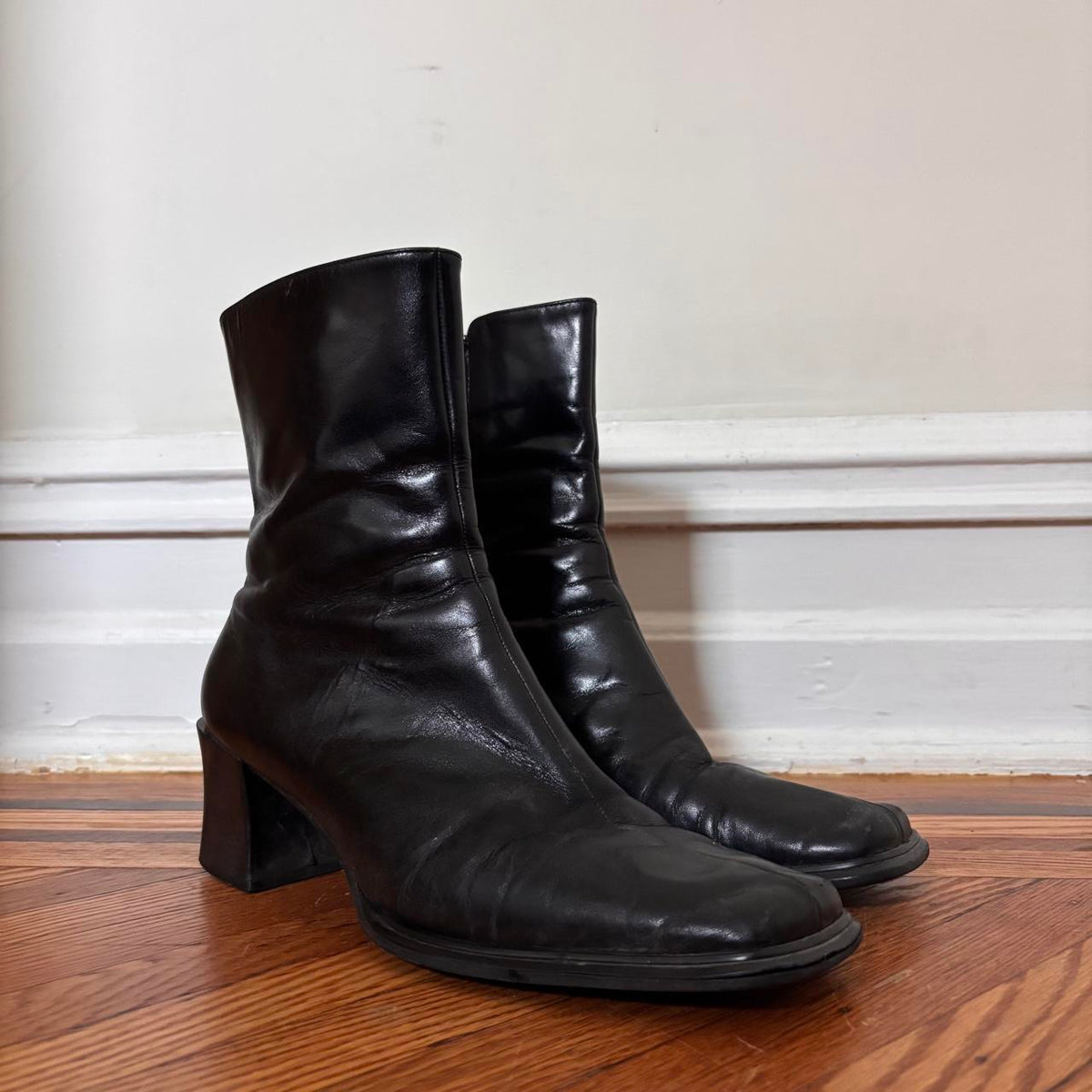 1990s Square Toe Boots