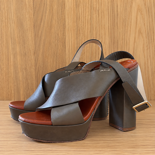 Chloé Leather Crisscross Platform Slingback Sandals
